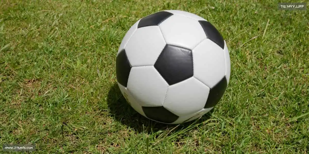 PG国际🏋️‍♀️举起杠铃，也举起对自己的无限期待！